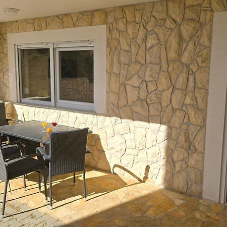 Apartments Giovanni Mandre Exterior photo